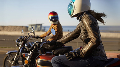 Moto, scooter, cyclomoteur : quels équipements de sécurité pour rouler sereinement &nbsp;?