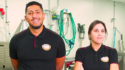 Mehdi et Laura-Lye, fondateurs des Glaces Du Canigou 
